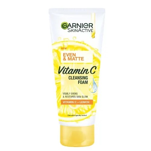 Garnier Skin Active Even & Matte Vitamin C Foaming Face Cleanser (100ml) Garnier Even & Matte Vitamin C Dark Spot Corrector (30ml) - Image 1