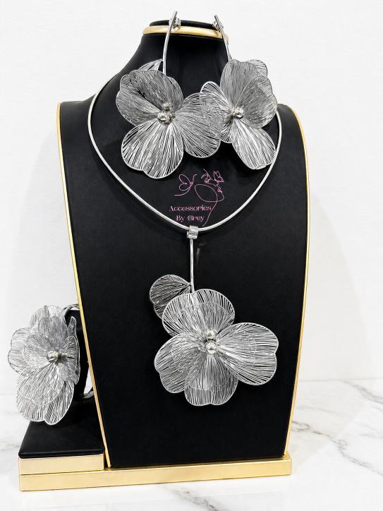 Accessories By Grey - Silver Petal Luxe Complete Jewelry Set Accessories By Grey - Silver Petal Luxe Complete Jewelry Set - Image 1