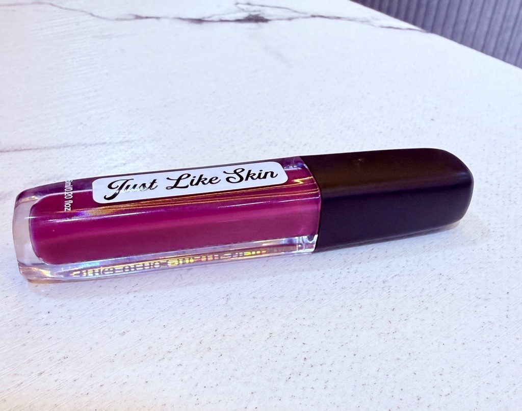 Just Like Skin 24 Hrs Matte Lipstain - Violet Just Like Skin 24hrs Ultra-Matte Lipstain - Violet (6ml) - Image 1