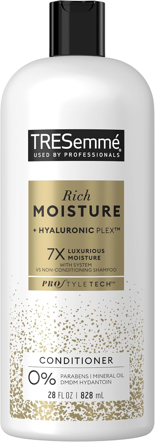 TRESemme Rich Moisture Hyaluronic Plex 7x Luxurious Moisture Conditioner (828ml) TRESemme Rich Moisture Hyaluronic Plex 7x Luxurious Moisture Conditioner (828ml) - Image 1